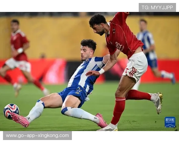 波尔图通过推进层层突破，赢得赛场荣耀